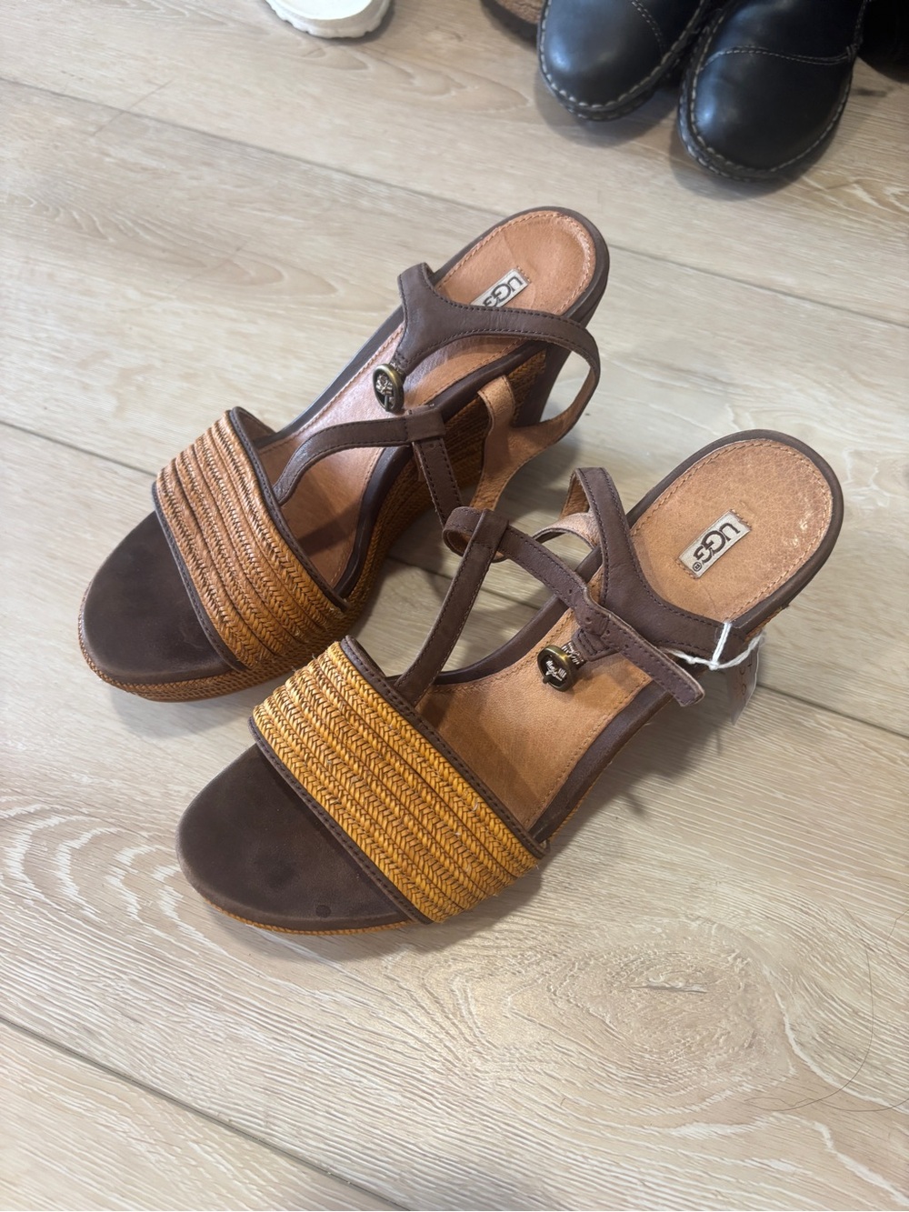 UGG Women's Brown and Tan Woven Wedge Sandals